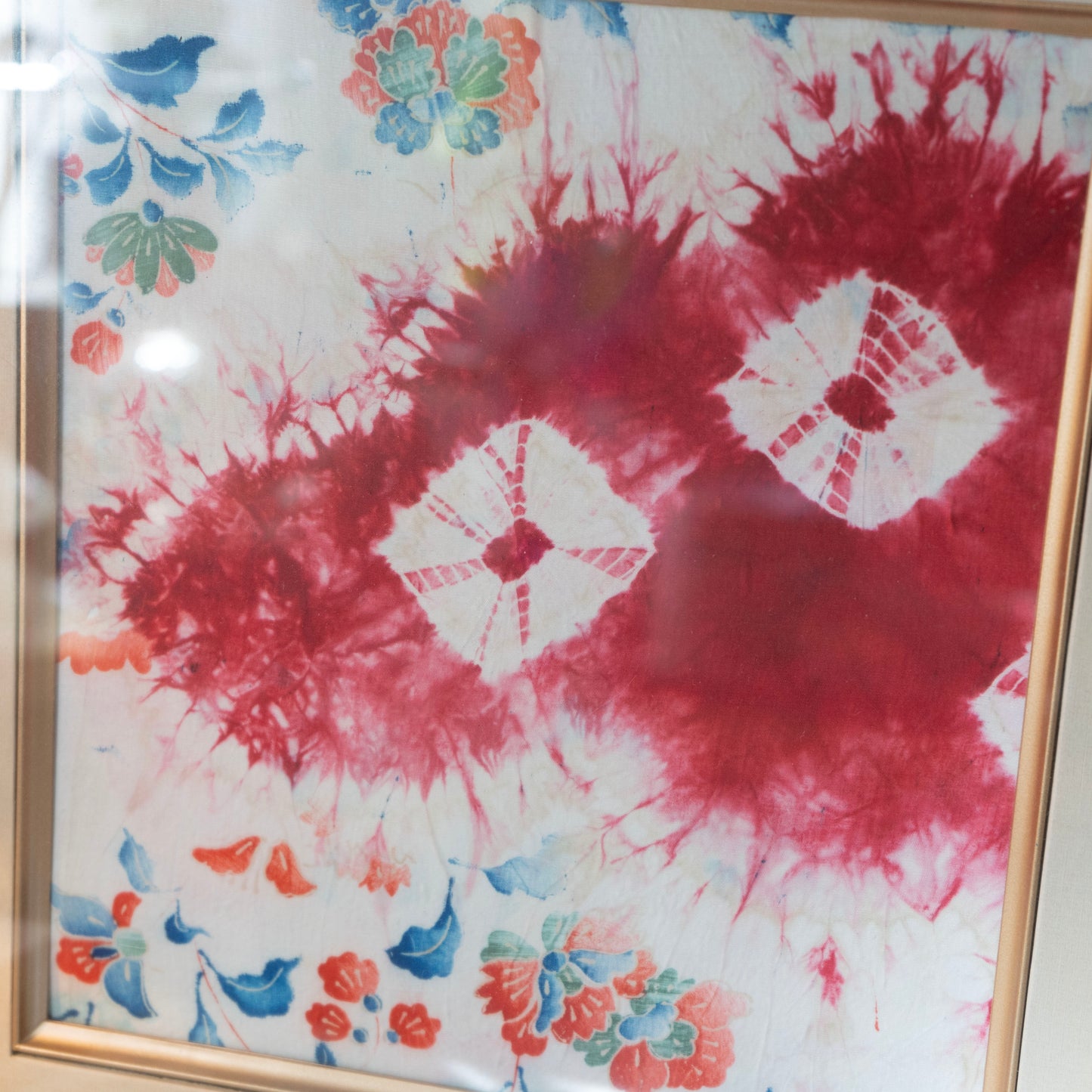 Vintage kimono tapestry with vintage frame / ビンテージ着物 額付き