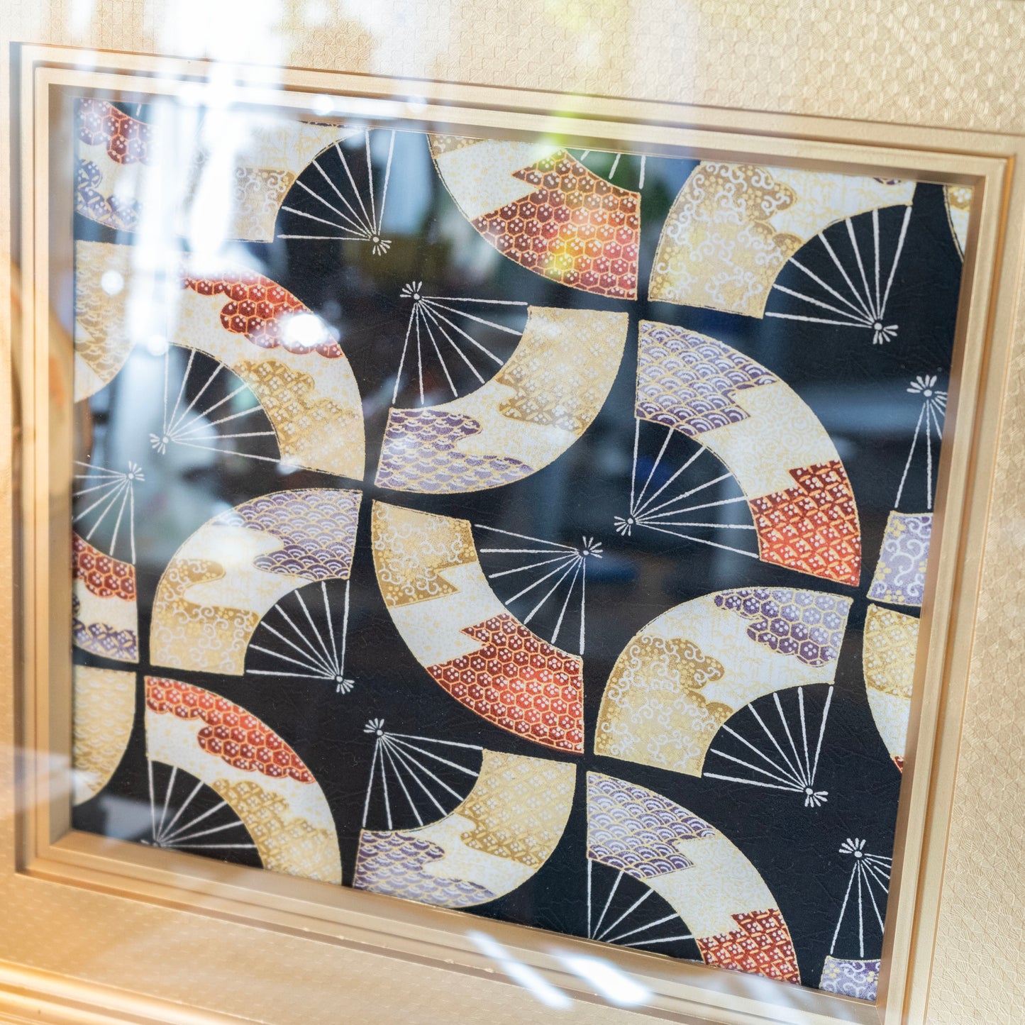 Vintage kimono tapestry with vintage frame / ビンテージ着物 額付き