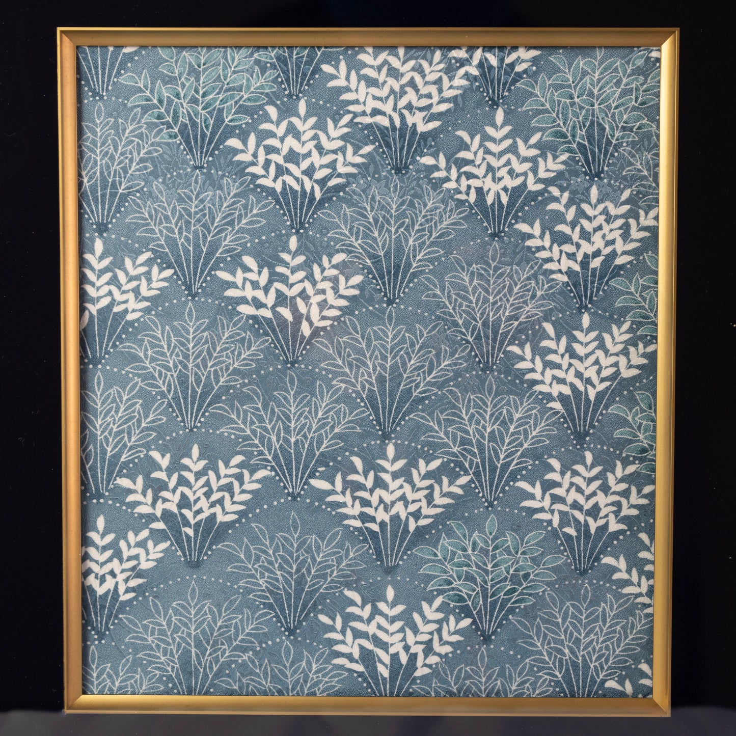 A vintage kimono tapestry with vintage frame / ビンテージ着物 ビンテージ額付き