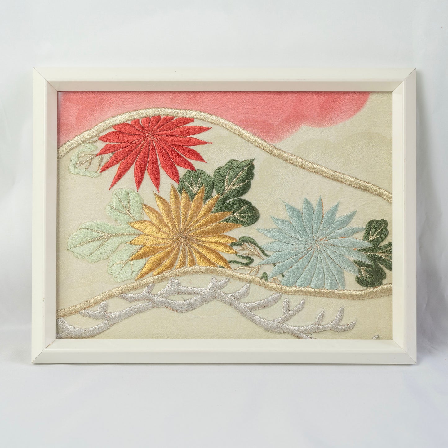 A kimono tapestry, Hanging Decoration For Home Decoration / ビンテージ着物 額付き