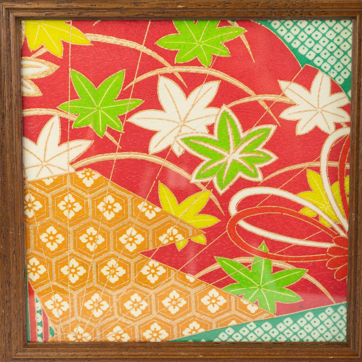 A kimono tapestry, Hanging Decoration For Home Decoration / ビンテージ着物 額付き