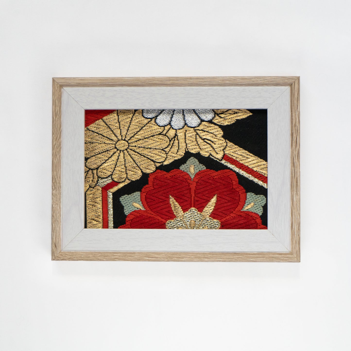 A kimono tapestry, For Home Decoration (2 size) / 額付きタペストリー