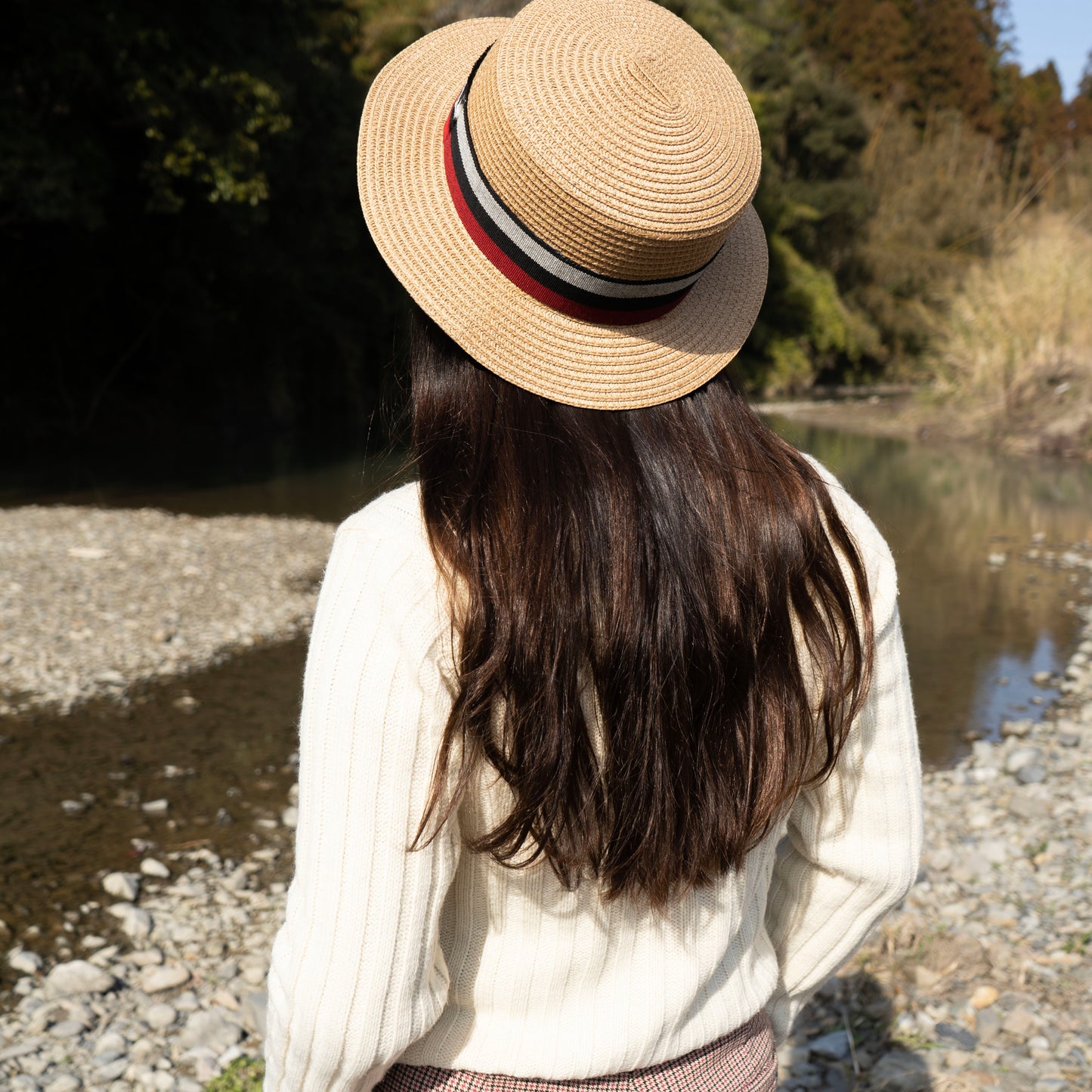 A hat made of recycled kimono (obi) / 着物帯を使った麦わら帽子