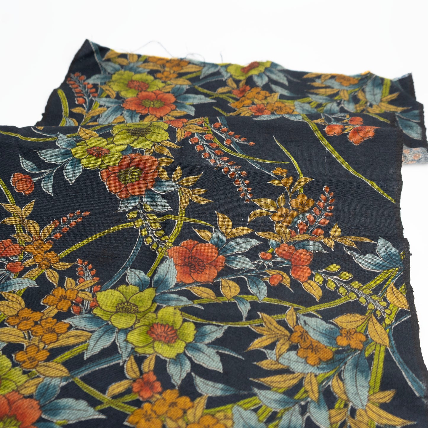 A kimono tapestry (Blown Medium), For Home Decoration / 額付きタペストリー