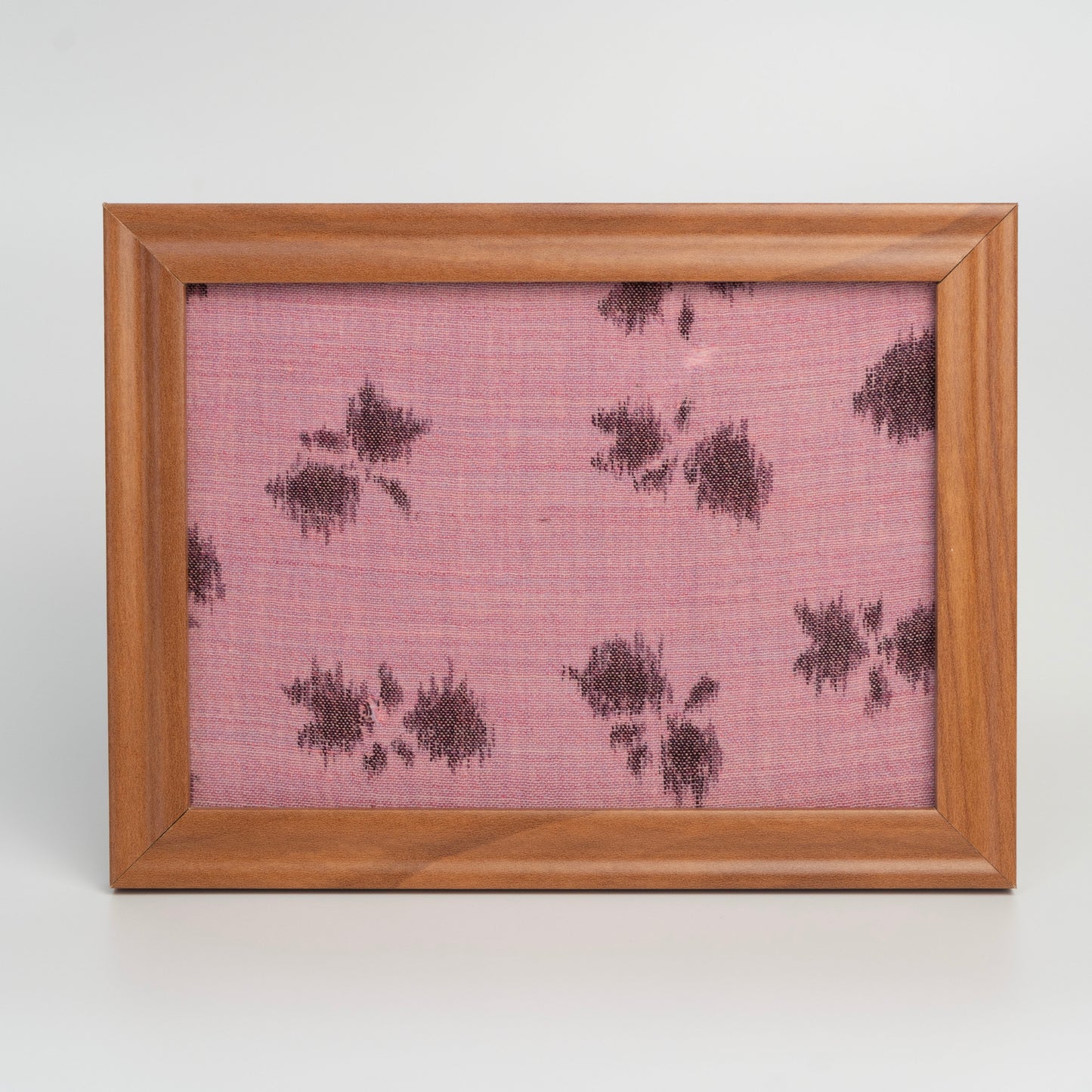 A kimono tapestry (Blown Medium), For Home Decoration / 額付きタペストリー