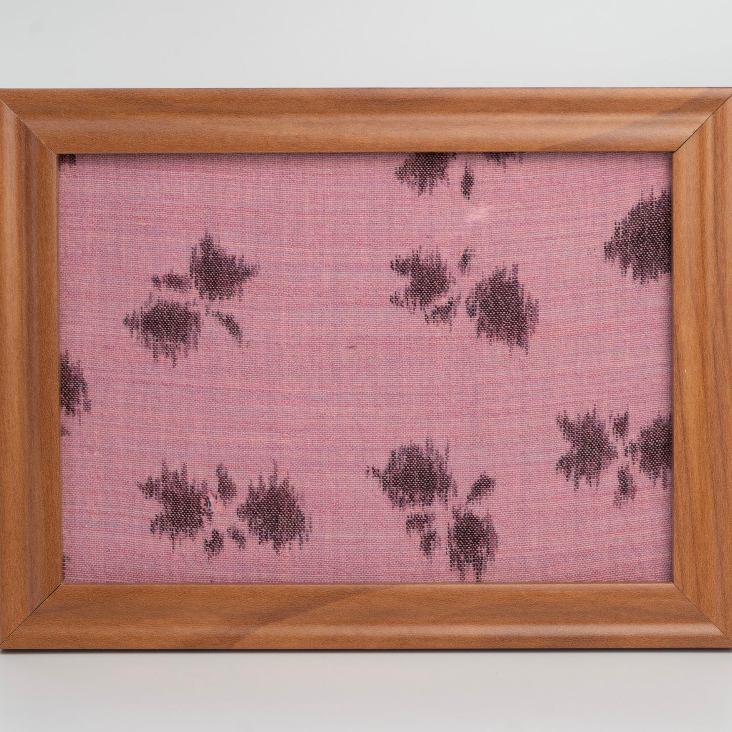 A kimono tapestry (Blown Medium), For Home Decoration / 額付きタペストリー