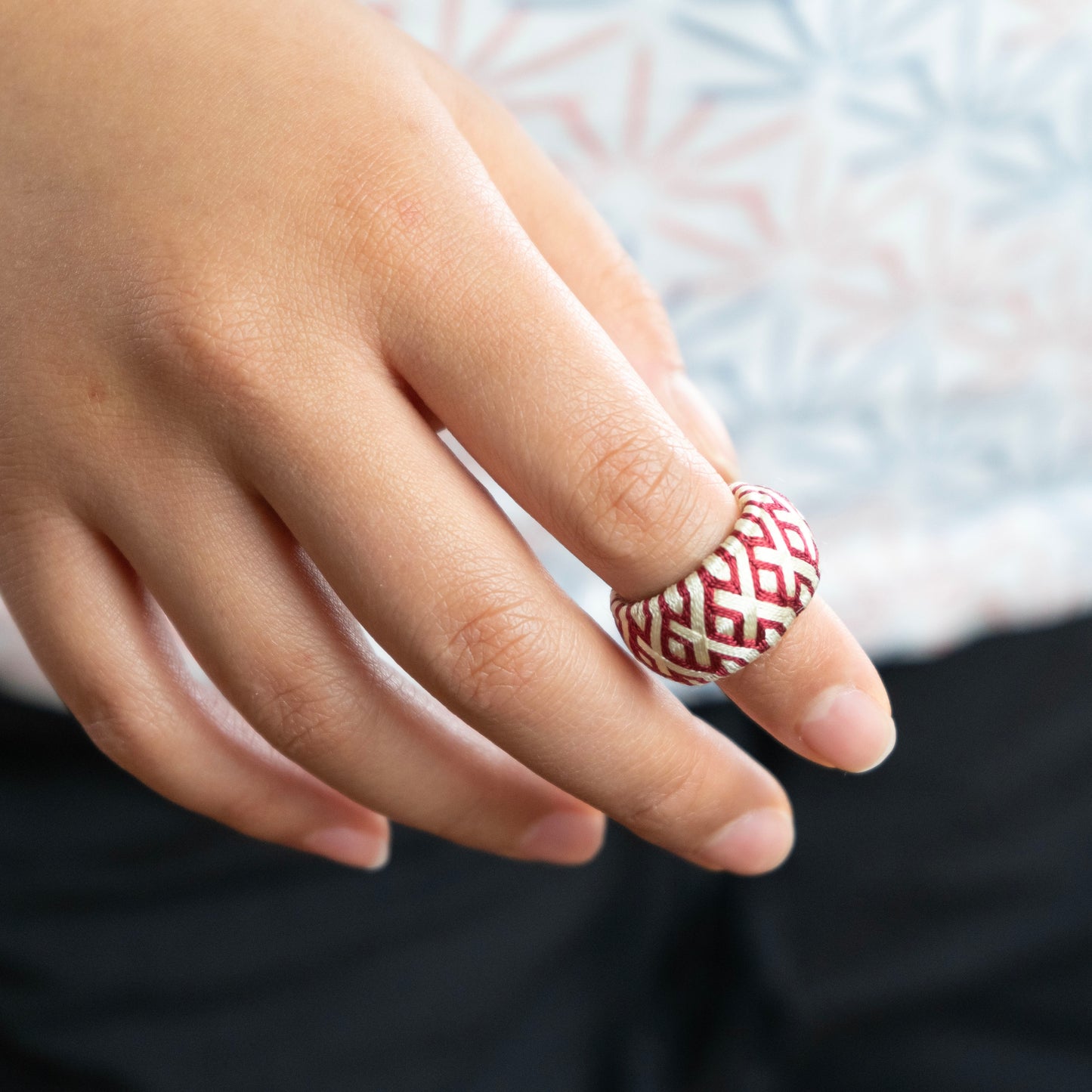 A Japanese thimble / 加賀のゆびぬき 変わり菱重ね